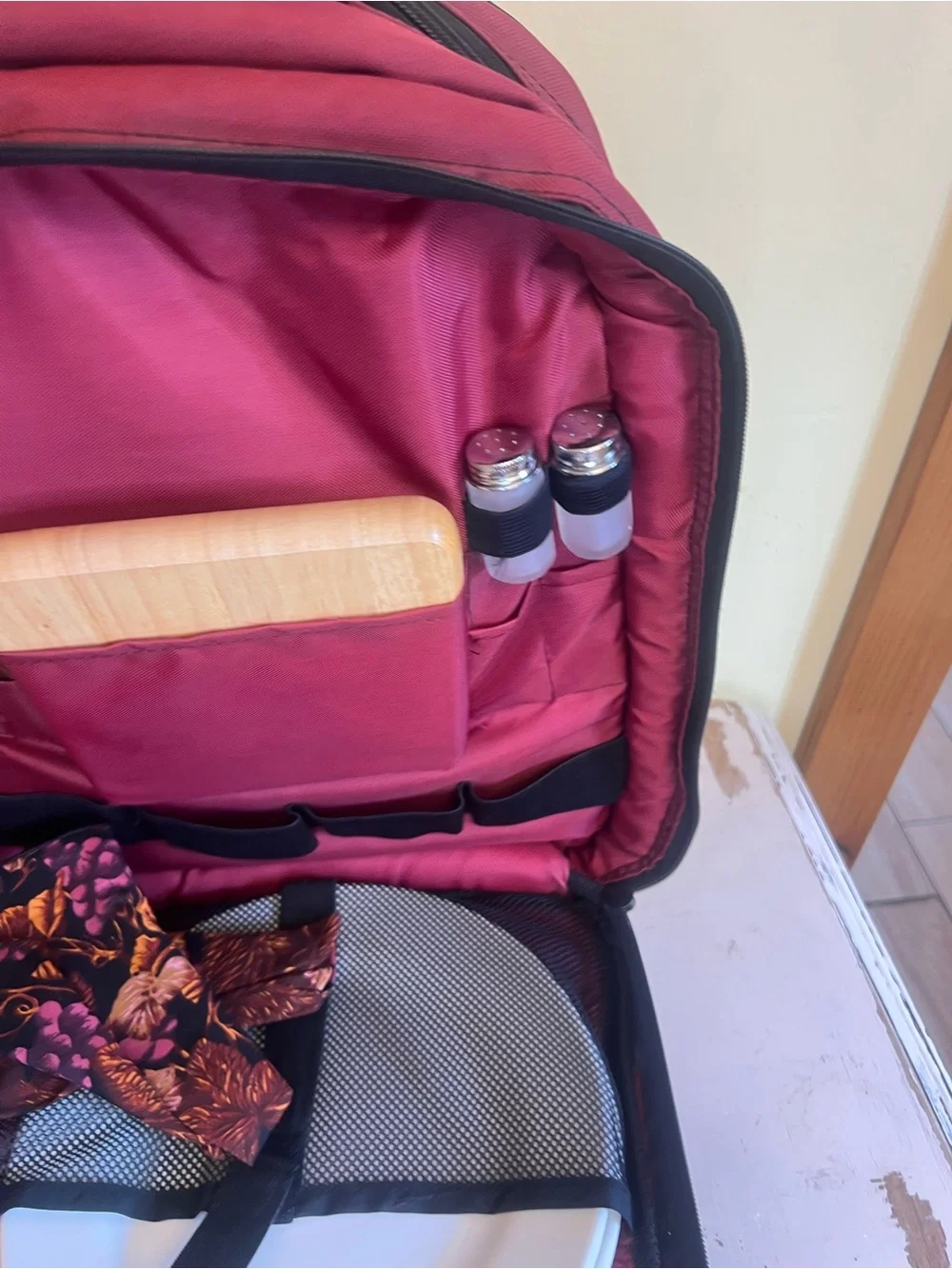 Mazda Miata 2000 Special Edition Backpack Picnic Set